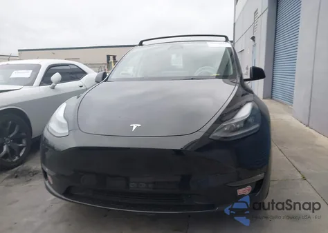 2023 Tesla Model Y Awd/Long Range Dual Motor All-Wheel Drive из США, поврежденный, VIN 7SAYGDEE7PF887816